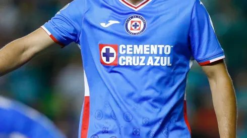 Un exjugador de Cruz Azul cometió tremendo error. | Getty Images
