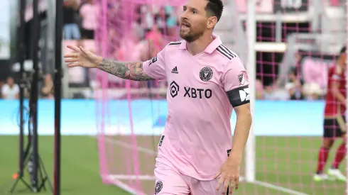 FORT LAUDERDALE, FLORIDA – JULY 25: Lionel Messi #10 of Inter Miami CF celebrates after scoring a goal in the first half during the Leagues Cup 2023 match between Inter Miami CF and Atlanta United at DRV PNK Stadium on July 25, 2023 in Fort Lauderdale, Florida. (Photo by Megan Briggs/Getty Images)
