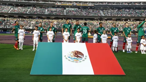 México se mide ante Australia por un amistoso.
