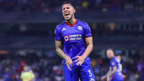 Carlos Salcedo en lamento, durante el partido de la jornada 7 del torneo Apertura 2023. Foto: Imago7
