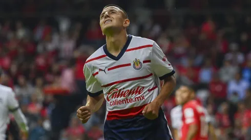 Toluca, Estado de México, 1 de octubre de 2023.  Roberto Alvarado "Piojo" durante el partido de la jornada 10 del torneo Apertura 2023 de la Liga BBVA MX, entre los Diablos Rojos del Toluca y las Chivas Rayadas del Guadalajara, celebrado en el estadio Nemesio Diez.<br />
 Foto: Imago7/ Etzel Espinosa
