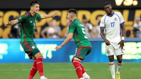 México tiene buenas razones para alinear a Montes y Vázquez en cada partido
