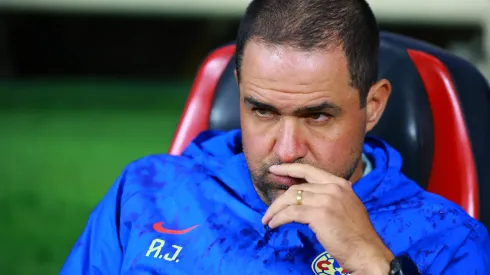 MEXICO CITY, MEXICO – SEPTEMBER 02: Andre Jardine, coach of America looks on prior the 7th round match between Cruz Azul and America as part of the Torneo Apertura 2023 Liga MX at Azteca Stadium on September 02, 2023 in Mexico City, Mexico. (Photo by Hector Vivas/Getty Images)
