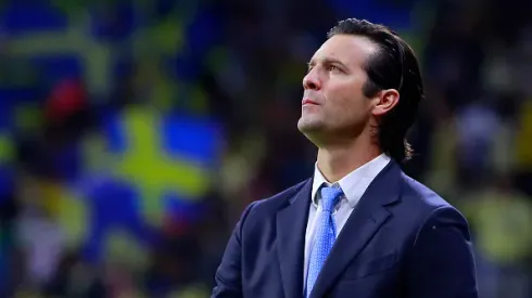 MEXICO CITY, MEXICO – MARCH 01: Santiago Solari, head coach of America looks on during the 8th round match between America and Queretaro as part of the Torneo Grita Mexico C22 Liga MX at Azteca Stadium on March 1, 2022 in Mexico City, Mexico. (Photo by Mauricio Salas/Jam Media/Getty Images)
