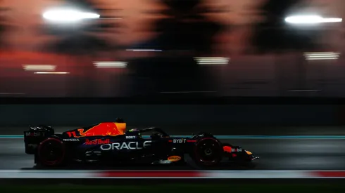 ABU DHABI, UNITED ARAB EMIRATES – NOVEMBER 28: Sergio Perez of Mexico driving the (11) Oracle Red Bull Racing RB19 on track during Formula 1 testing at Yas Marina Circuit on November 28, 2023 in Abu Dhabi, United Arab Emirates. (Photo by Joe Portlock/Getty Images)
