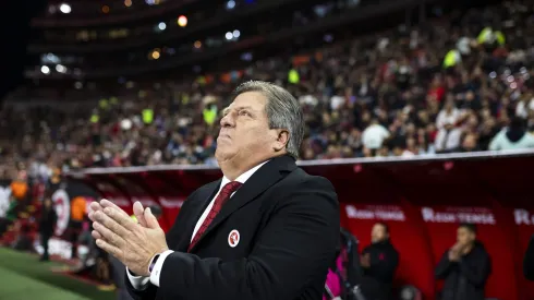 Miguel Herrera asegura que tienen el respaldo de la directiva de Xolos. Foto: Imago7
