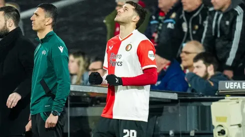 Santi regresa a las canchas – @Feyenoord
