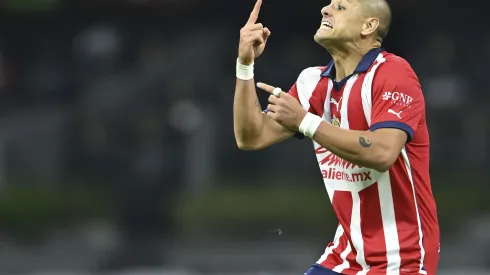 Chicharito Hernández le anulan gol ante Cruz Azul. Foto: Imago7
