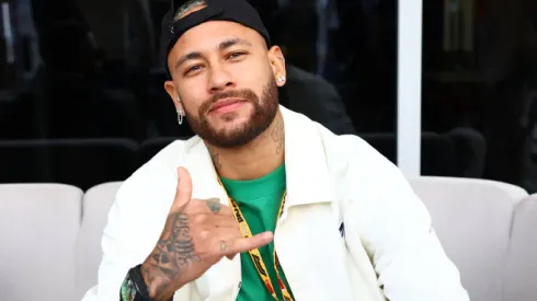 Neymar levantó una ola de rumores tras su reunión con David Beckham.
