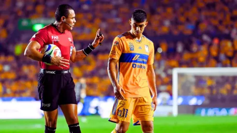 Arbitro le niega penal a Rayados en Clásico Regio | Video