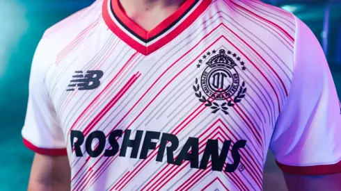 Toluca lanza nuevo uniforme para el Apertura y Clausura 2024
