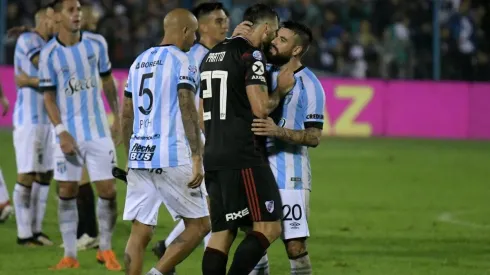 El equipo de Gallardo recibirá al Decano en el estadio Monumental.
