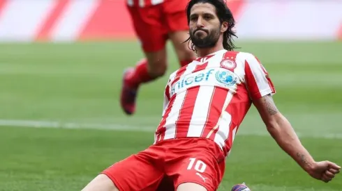 El Chori convirtió 40 goles en 127 partidos en Olympiacos, y ganó 5 títulos
