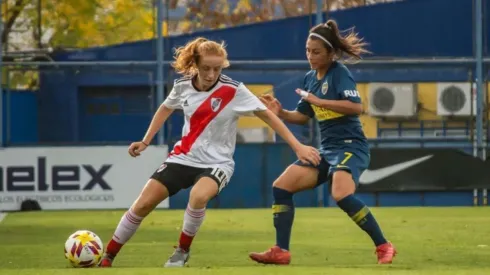 River choca con Boca en la Bombonera.
