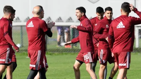 Los futbolistas de River se entrenaron en el predio de Ezeiza.
