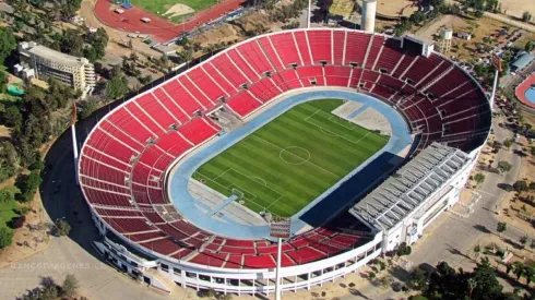 La capacidad del Estadio Nacional es de 48000 personas
