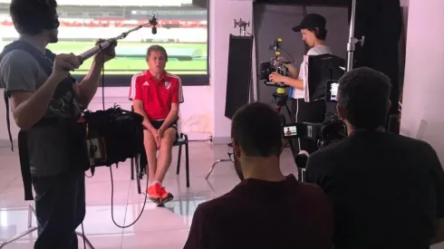 El Pato Fillol, el arquero de aquel equipo, durante la entrevista para el documental.
