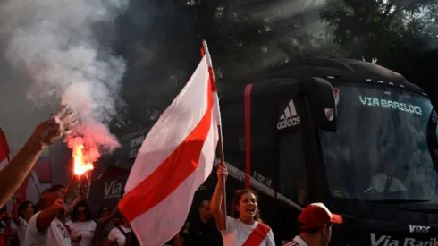 Los hinchas de River organizan un banderazo para la previa al superclásico por los octavos de final de la Copa Argentina, el mismo será en Puerto Madero.
