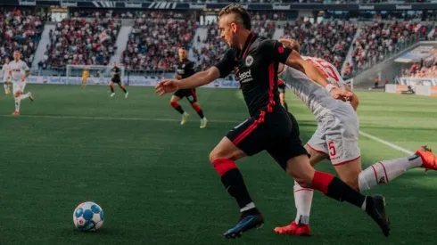 Rafael Santos Borré marcó su primer gol en el Eintracht Frankfurt, fue contra el Colonia por la sexta fecha de la Bundesliga.
