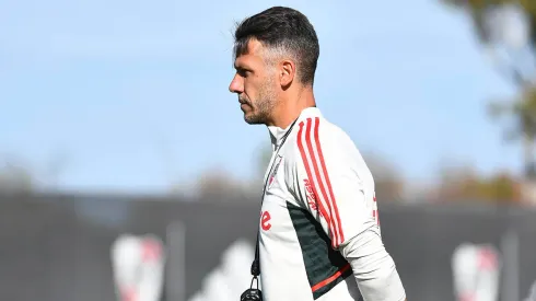 Micho prepara el duelo ante Gimnasia de La Plata en el Monumental.