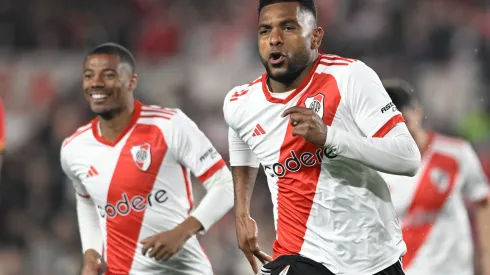 Borja y De La Cruz, los autores de los goles en el Monumental.