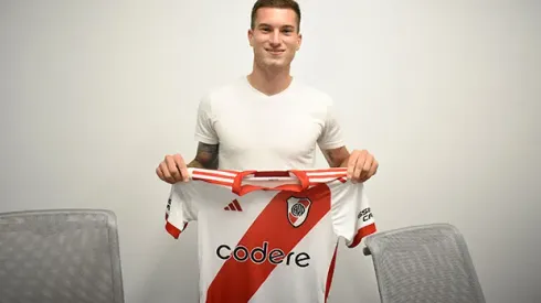 Serrago renovó con River. (Foto: Prensa River).