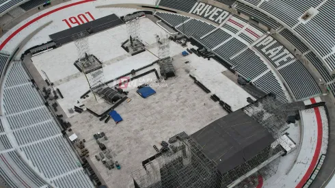 El Monumental con el cobertor.