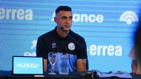 Matías Suárez fue presentado en Belgrano 
