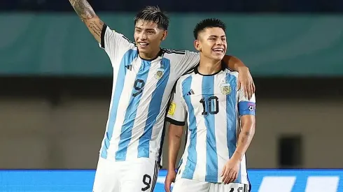 Echeverri saludó a Ruberto.