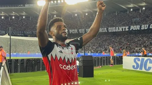 Borja celebra su gol a Talleres.