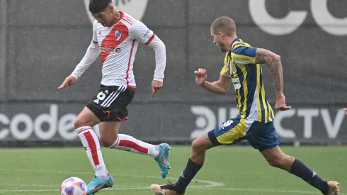 Lautaro River entrenó con Primera