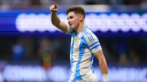 Todos los títulos de Julián Álvarez en su carrera.