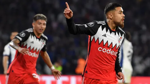 Paulo Díaz celebra su conquista.