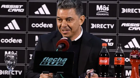 Marcelo Gallardo, rendido a los pies del Monumental.