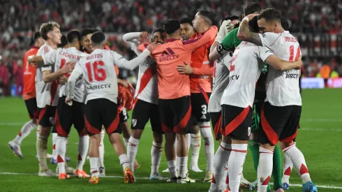 Los jugadores de River, a puro festejo.