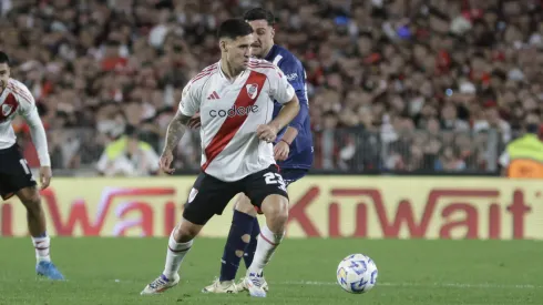 Rodrigo Villagra y un buen partido ante Vélez.
