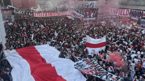 Así fue el banderazo impresionante de River: el gesto de Gallardo, el canto con los jugadores y 25 mil hinchas