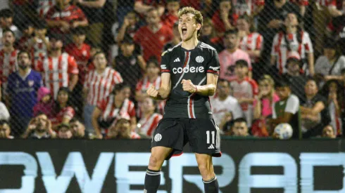 Colidio le dio el triunfo a River ante Instituto.
