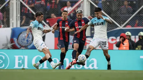 Racing se lo dio vuelta a San Lorenzo y pasó a River (Foto: Prensa CASLA).
