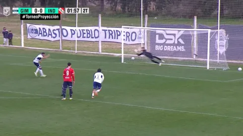 Lavagnino debutó en Independiente y atajó un penal (Foto: captura TV).