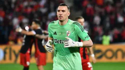 Armani, otra vez héroe en los penales.