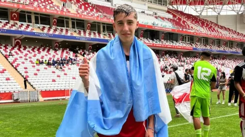 Cómo juega Luca Scarlato, la joya de River.