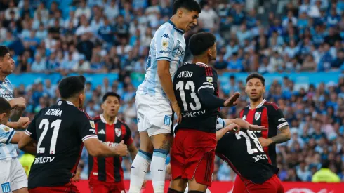 Racing fue superior a River en Avellaneda.