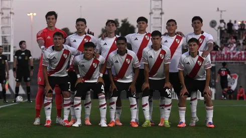 Cuatro jugadores de Reserva quedaron libres.