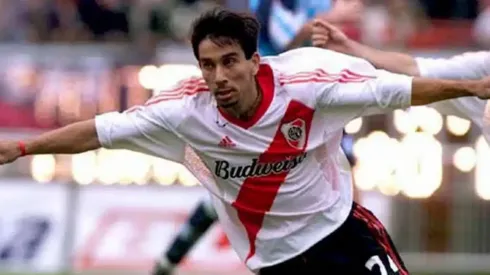 Pipino Cuevas y el gol en River que lo llevó al Mundial 2002.