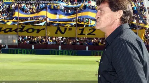 Falcioni: “Estoy pensando en sacar del equipo a Monzón”