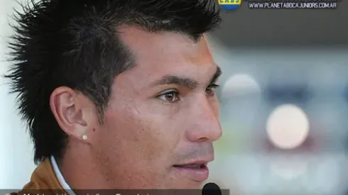 Medel: “Aprendí mucho de Riquelme”