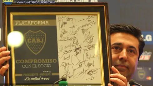 Asumió Angelici