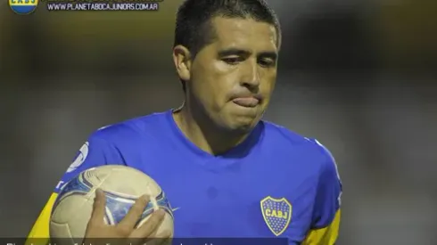Riquelme firmó su licencia