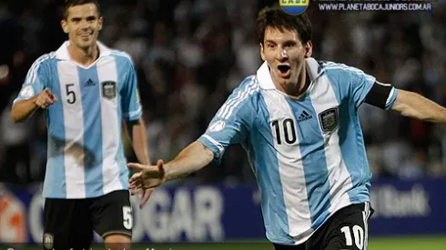 Gago fue titular en la goleada de Argentina